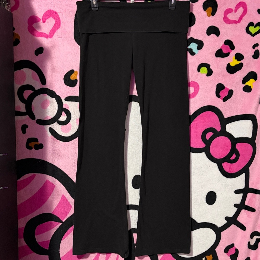 Victoria’s secret fold over flare yoga pants - Picture 3 of 5